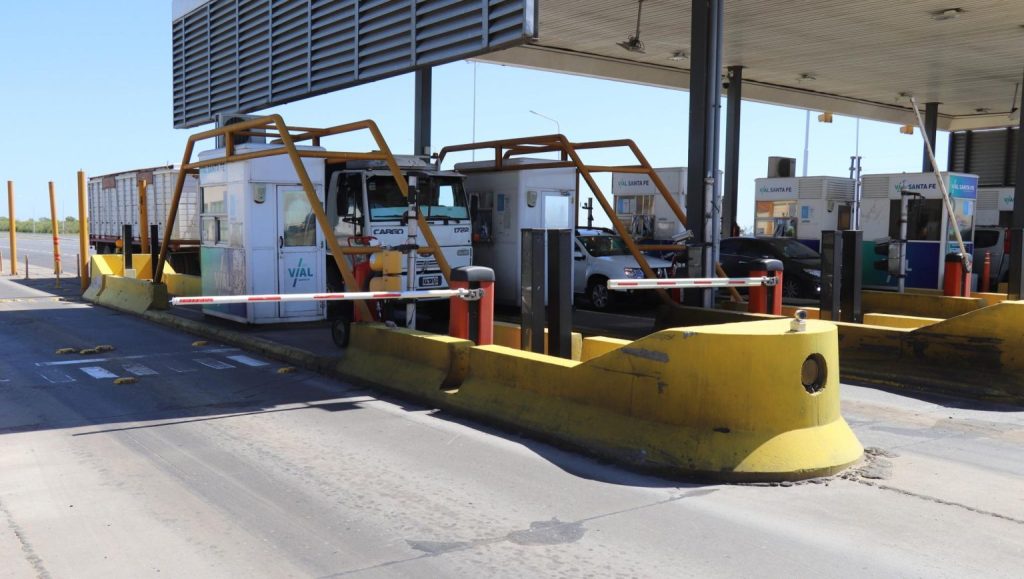 Rigen las nuevas tarifas de peaje en la autopista Rosario-Santa Fe