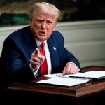 Datos económicos del día: más aranceles, FMI, dólar caliente y senadores rebeldes