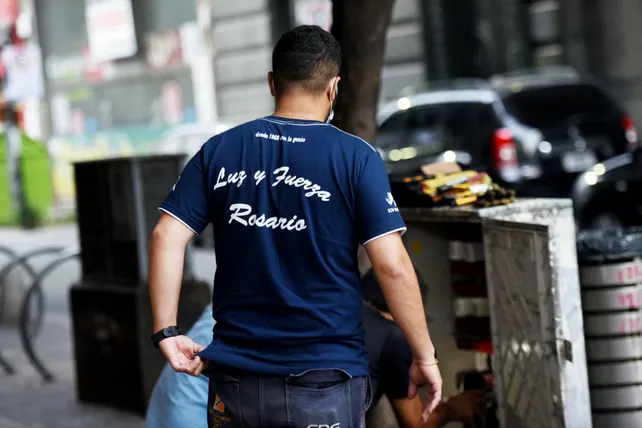 El paro de Luz y Fuerza encendió la polémica con el gobierno provincial